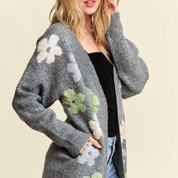 Puff Flower Sweater Cardigan - Picture 2 of 4